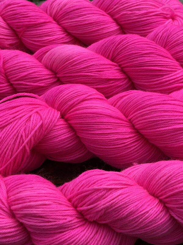 Perfekt Pink - Image 3