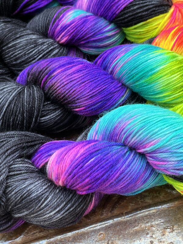 Rainbow Black - Assigned Pooling - Image 5