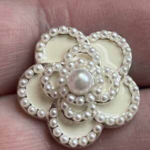 Camellia Pearl